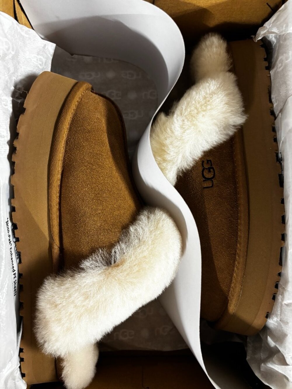 UGG Disquette Platform Slippers – Chestnut – Women’s Size 9 – New
